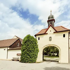 https://hotel-reitsportzentrum-kreuth.com-bavaria.com