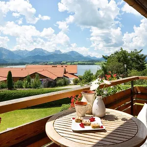 https://hotel-alpengluhn.com-bavaria.com
